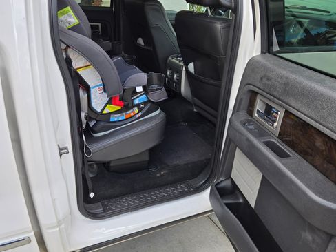 Used 2013 Ford F150 Platinum image 2