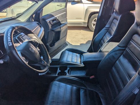 Used 2019 Honda CR-V LX image 9