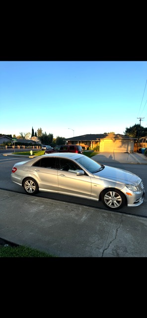 Used 2012 Mercedes-Benz E 350 BlueTEC Sedan image 1