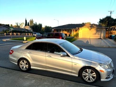 Used 2012 Mercedes-Benz E 350 BlueTEC Sedan image 1