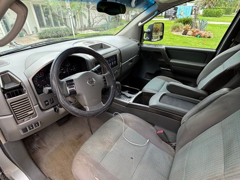 Used 2005 Nissan Titan SE image 8