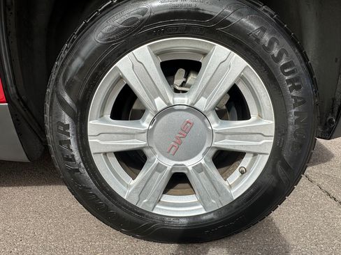 Used 2015 GMC Terrain SLE image 17