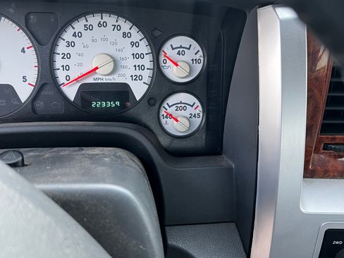 Used 2006 Dodge Ram 3500 Truck Laramie image 15