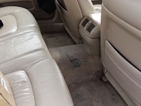 Used 2000 Lexus LS 400 image 6