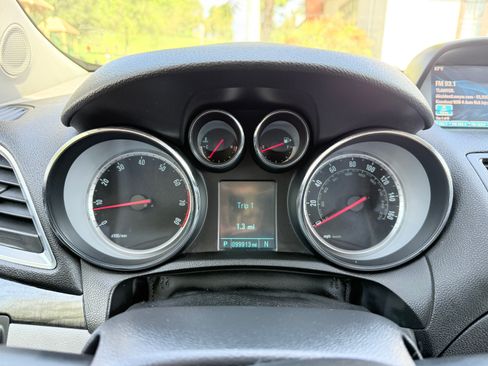 Used 2016 Buick Encore FWD image 16