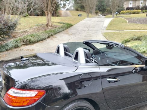 Used 2013 Mercedes-Benz SLK 250 image 14