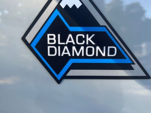 Used 2022 Ford Bronco Black Diamond image 16