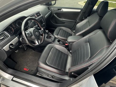 Used 2013 Volkswagen Jetta GLI Autobahn FWD image 19