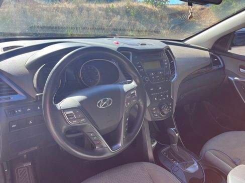 Used 2014 Hyundai Santa Fe Sport AWD/4WD image 10