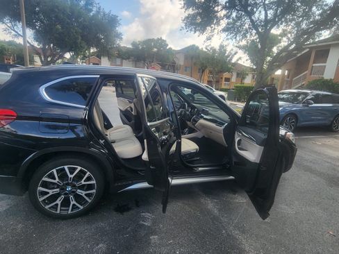 Used 2021 BMW X1 sDrive28i w/ Convenience Package FWD image 8