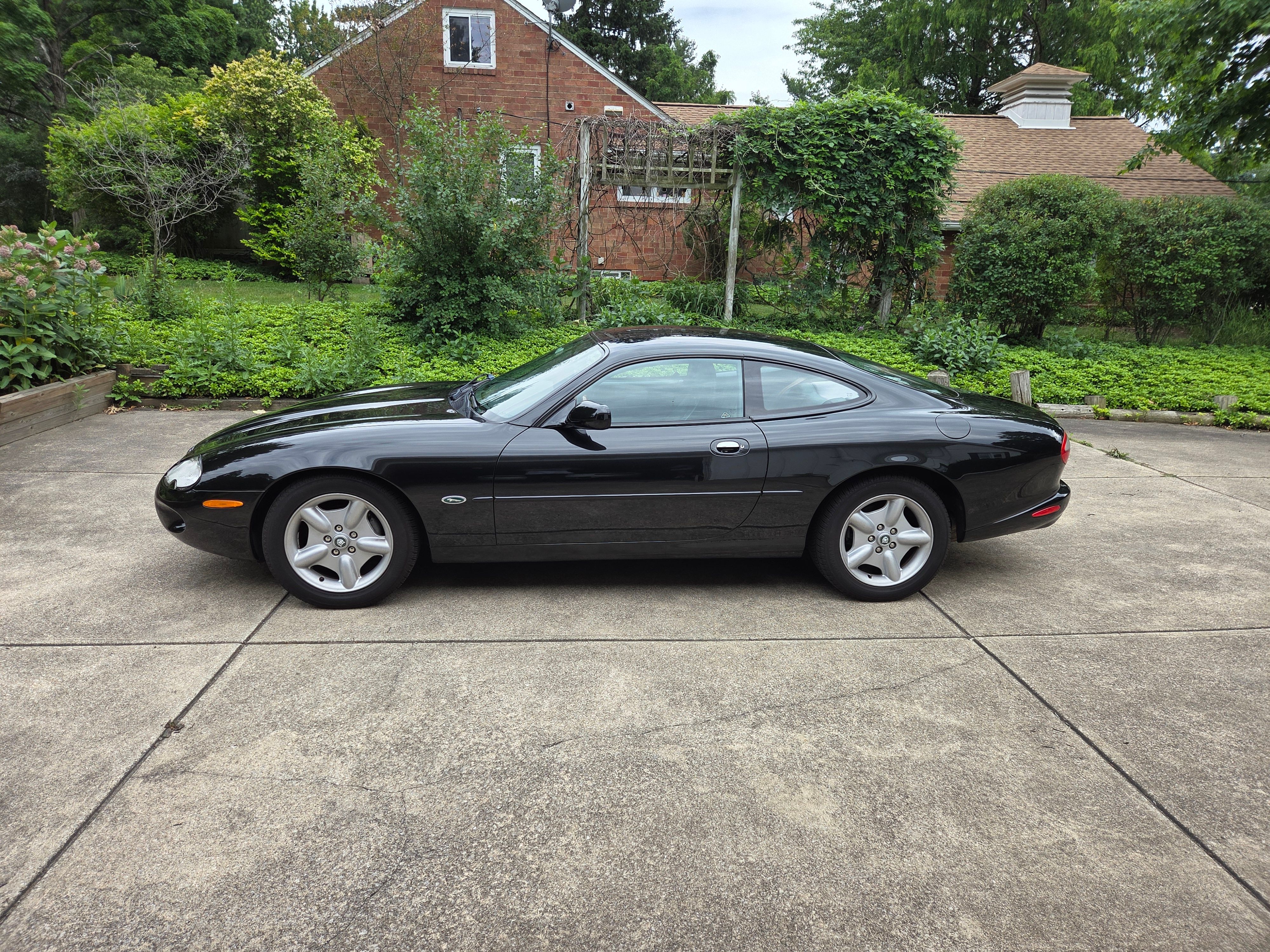 Used 1997 Jaguar XK8 Coupe RWD image 22
