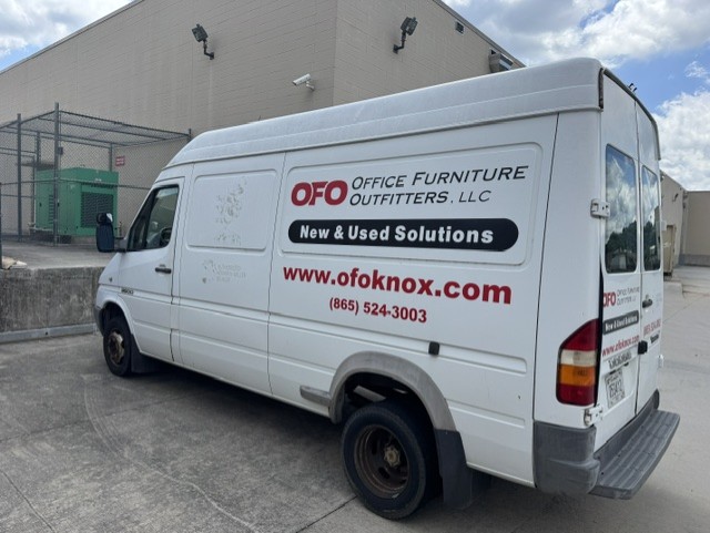 Used 2005 Dodge Sprinter 3500 w/ PWR Convenience Group RWD image 1