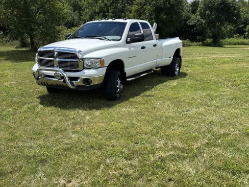 Used 2004 Dodge Ram 3500 Truck SLT w/ Trailer Tow Group AWD/4WD image 8