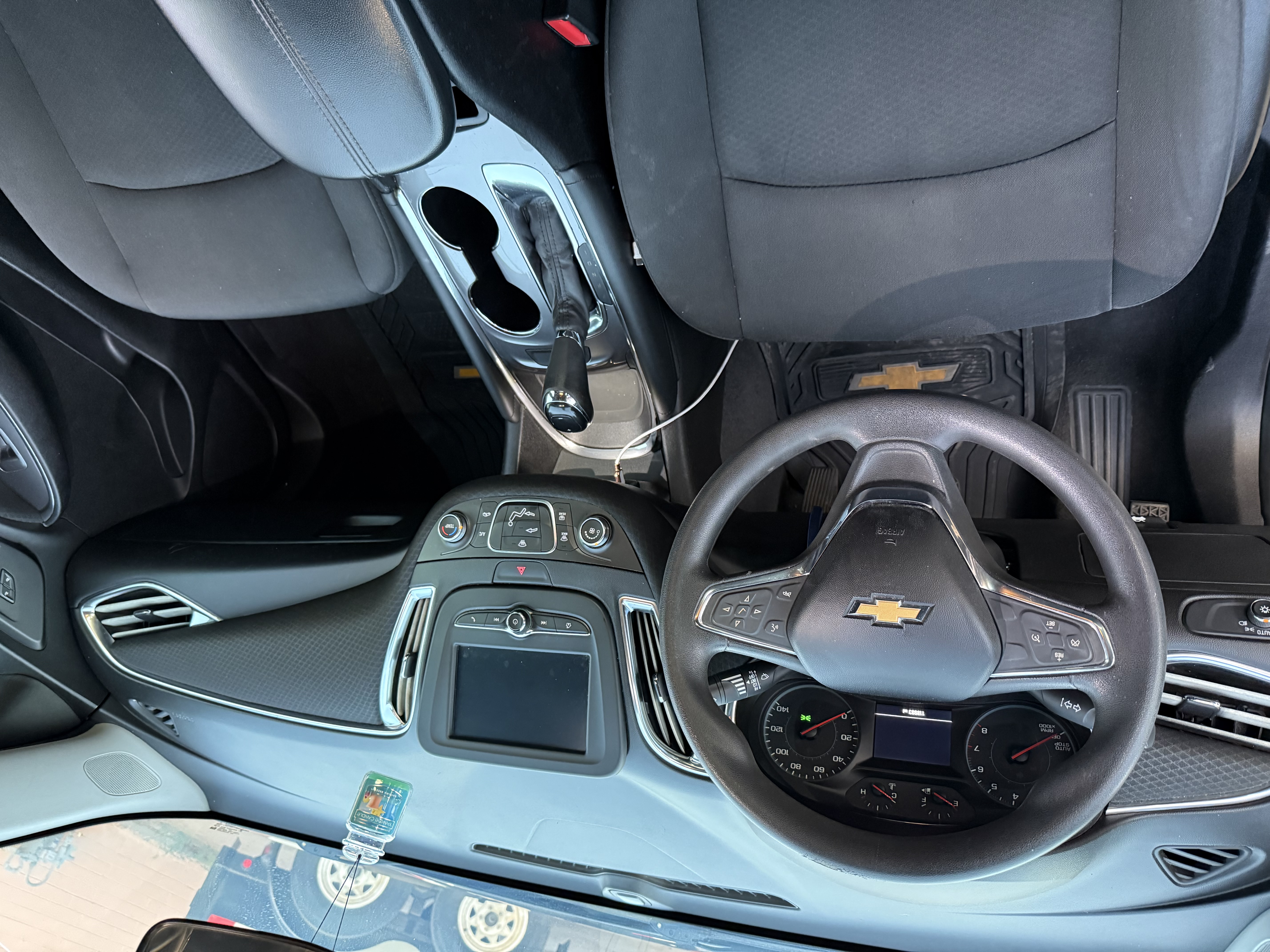 Used 2018 Chevrolet Malibu LT FWD image 6