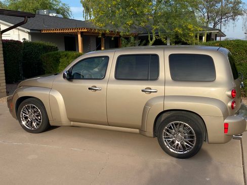 Used 2006 Chevrolet HHR LT w/ Preferred Equipment Group image 5