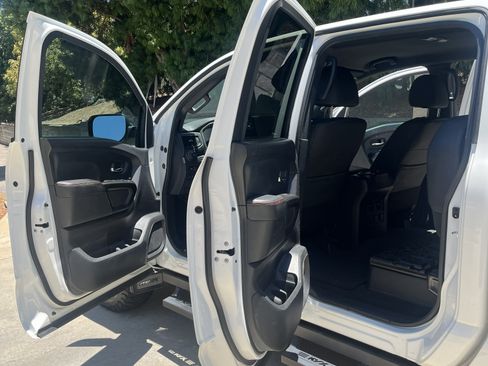 Used 2021 Nissan Titan PRO-4X w/ Off Road Protection Package AWD/4WD image 20