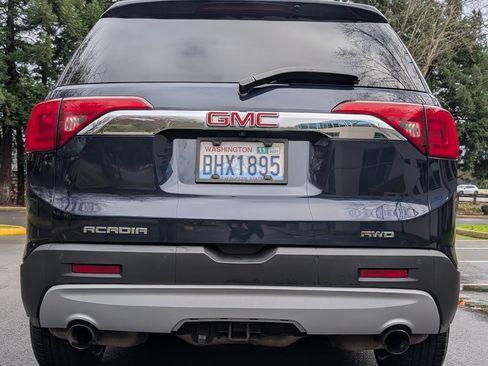 Used 2017 GMC Acadia SLT image 6