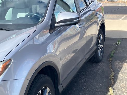 Used 2016 Toyota RAV4 XLE AWD/4WD image 2