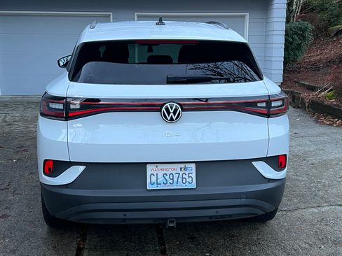 Used 2022 Volkswagen ID.4 Pro image 8