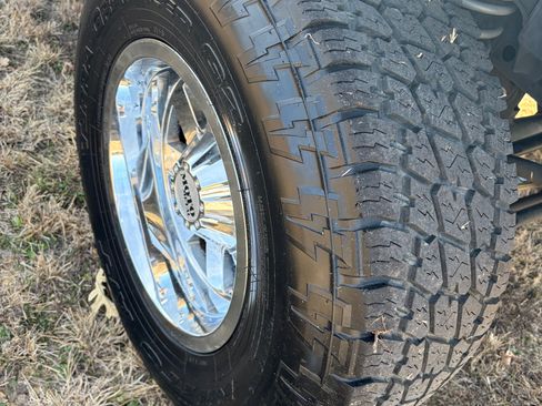 Used 2017 Jeep Wrangler Unlimited Sahara w/ Max Tow Package image 18