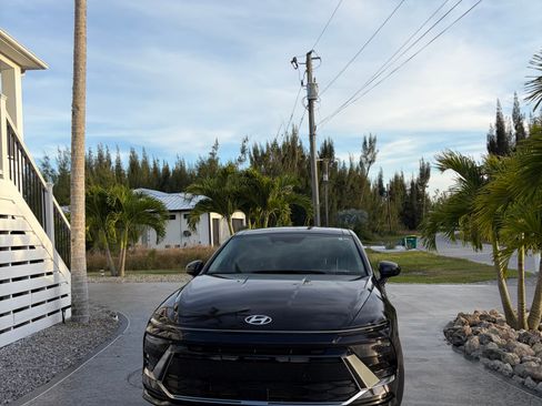 Used 2024 Hyundai Sonata SEL w/ Convenience Package image 2