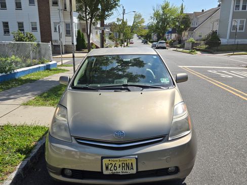 Used 2006 Toyota Prius image 2