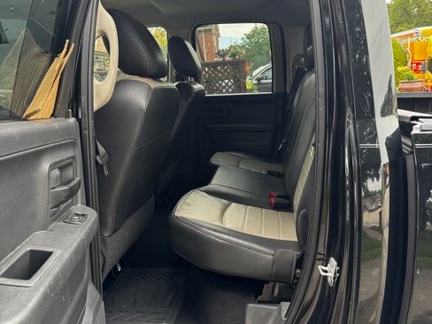 Used 2011 RAM 1500 ST RWD image 6