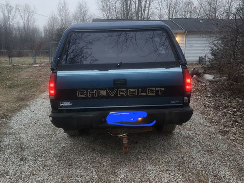 Used 1997 GMC Sierra 1500 SLE image 3