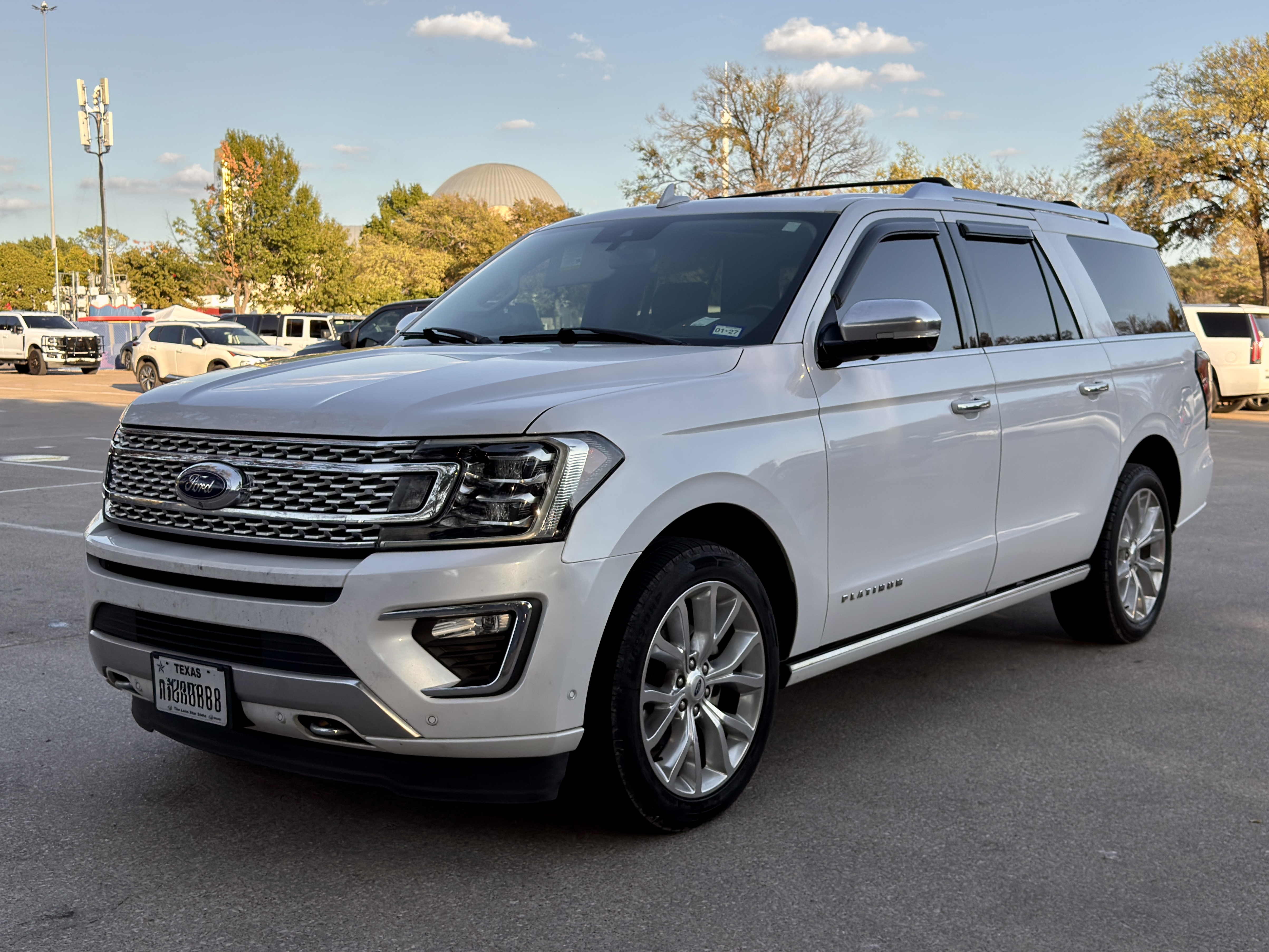 Used 2019 Ford Expedition Max Platinum AWD/4WD image 1