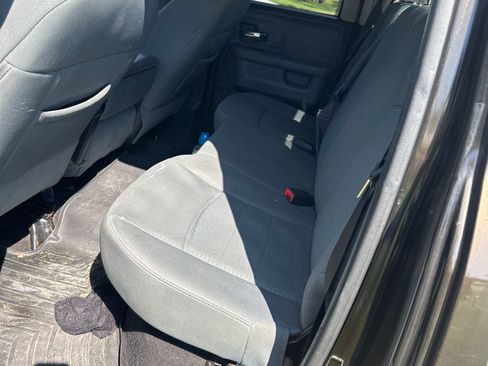 Used 2013 RAM 1500 Classic SLT w/ Premium Display Pkg image 9