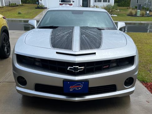 Used 2010 Chevrolet Camaro SS w/ RS Package RWD image 4
