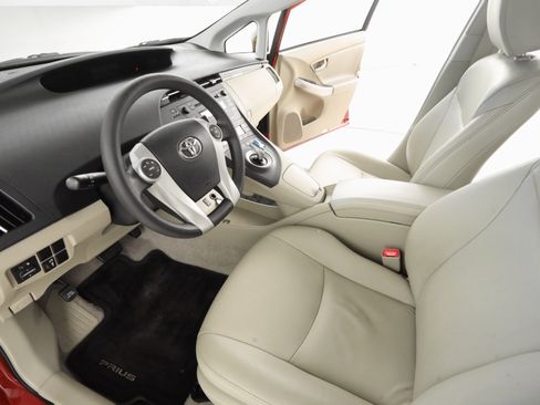 Used 2011 Toyota Prius Two image 15