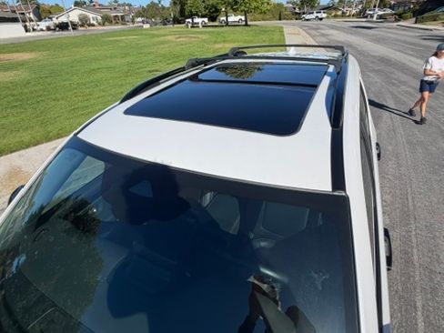 Used 2023 Honda Pilot TrailSport image 10