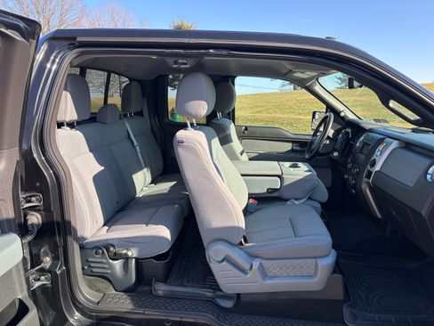 Used 2013 Ford F150 XLT w/ Luxury Equipment Group image 12