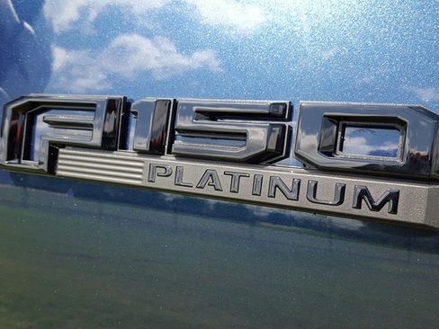 Used 2016 Ford F150 Platinum w/ Equipment Group 701A Luxury AWD/4WD image 13