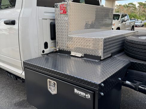 Used 2025 RAM 5500 Tradesman image 4