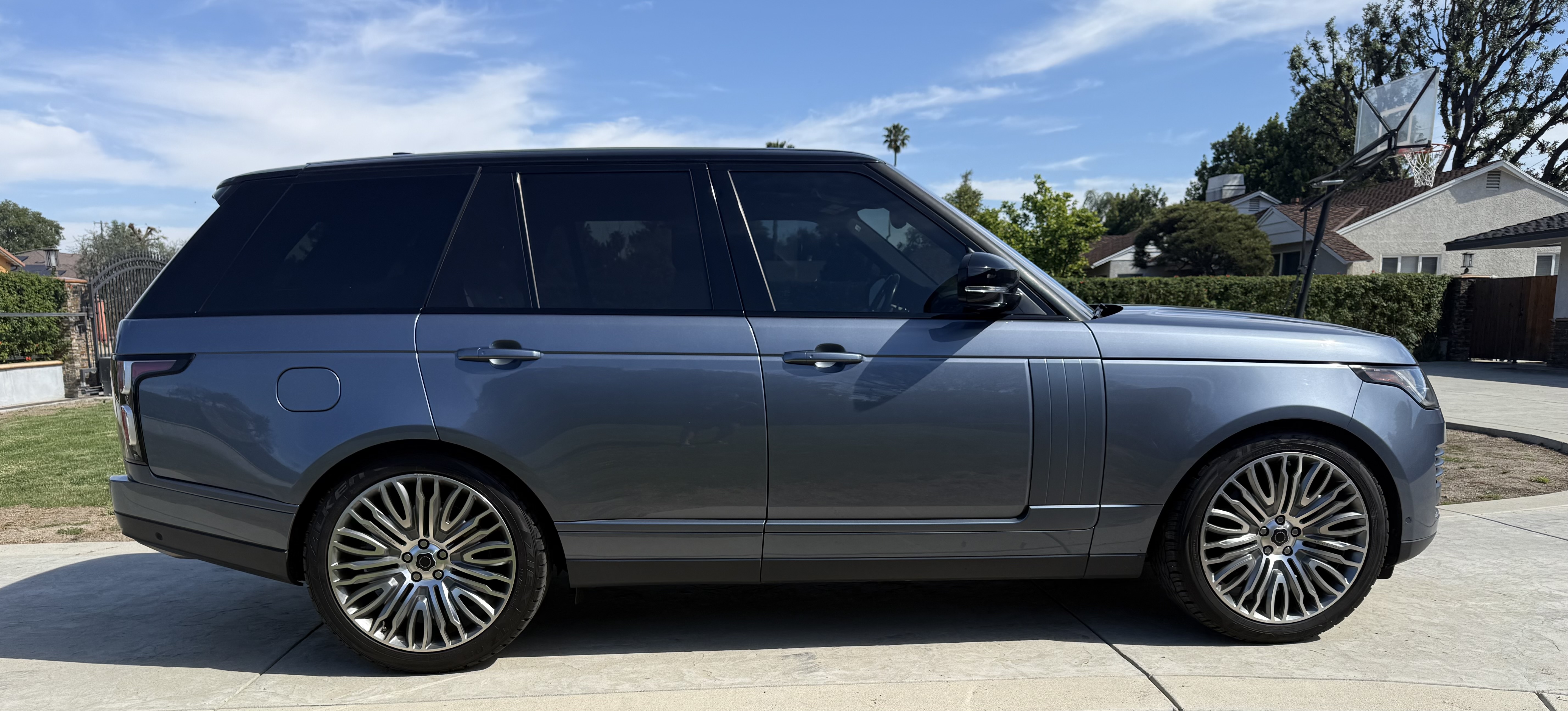 Used 2019 Land Rover Range Rover HSE AWD/4WD image 6