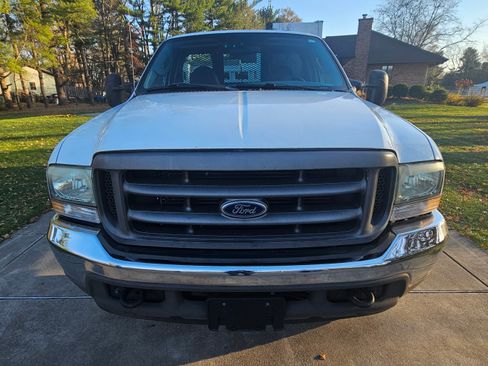 Used 2004 Ford F250 XL image 4
