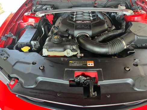 Used 2011 Ford Mustang GT Premium w/ Security Pkg image 9