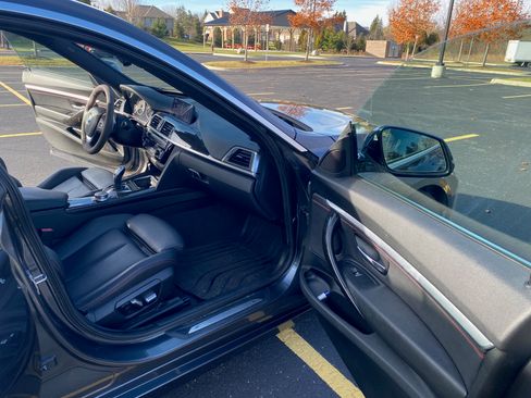 Used 2018 BMW 330i Gran Turismo xDrive image 14