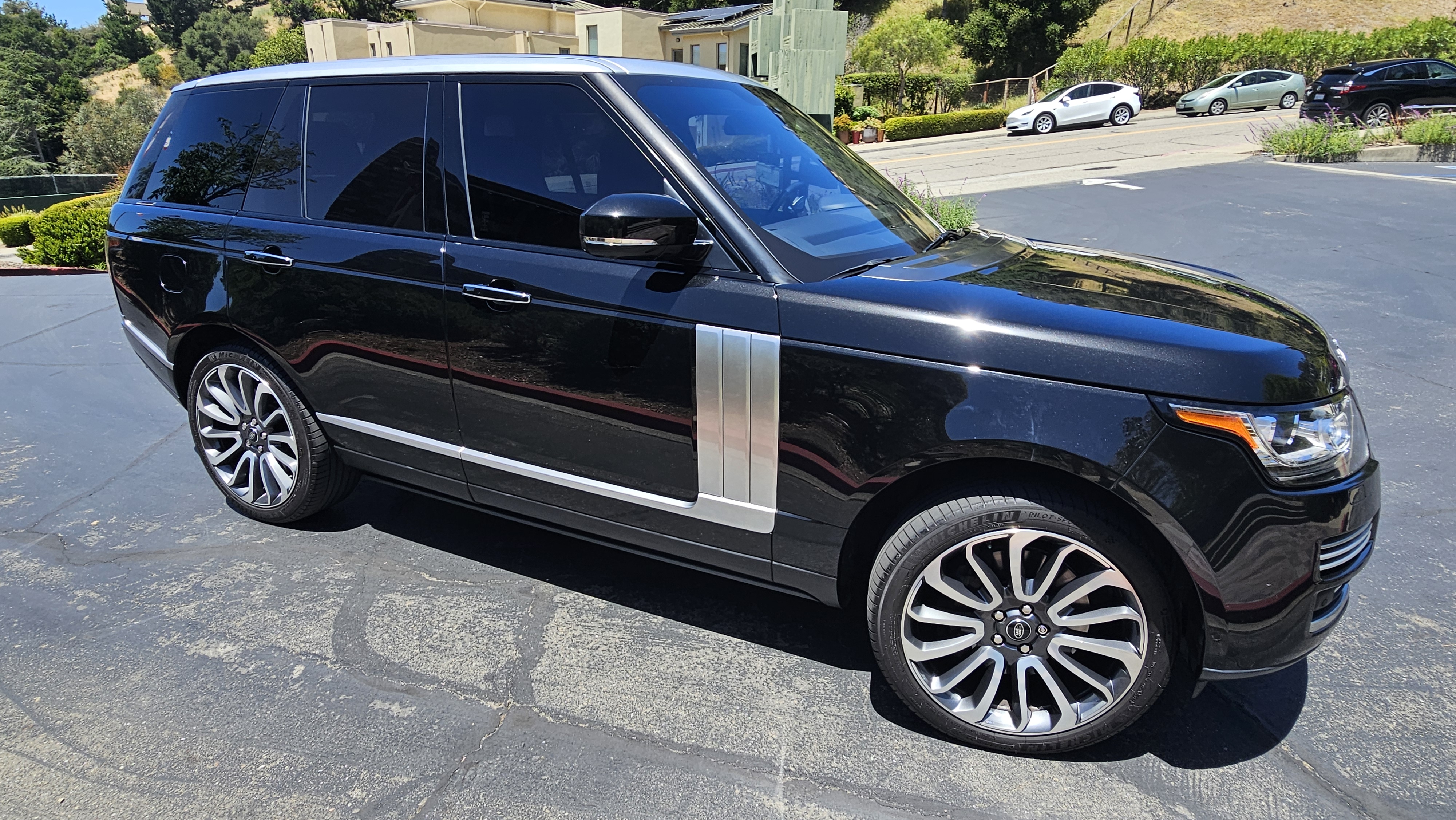 Used 2015 Land Rover Range Rover Autobiography AWD/4WD image 8