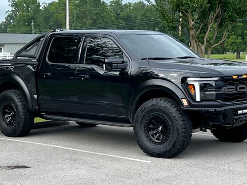 Used 2024 Ford F150 Raptor image 1