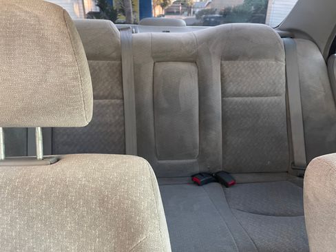 Used 2002 Honda Accord LX image 6