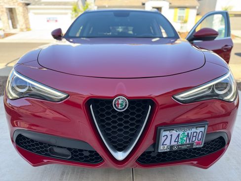 Used 2018 Alfa Romeo Stelvio Ti image 4