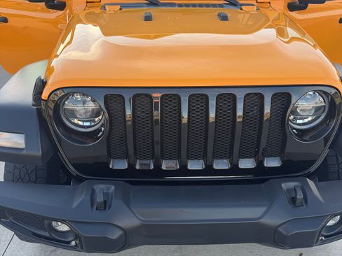 Used 2021 Jeep Wrangler Unlimited Sport image 6