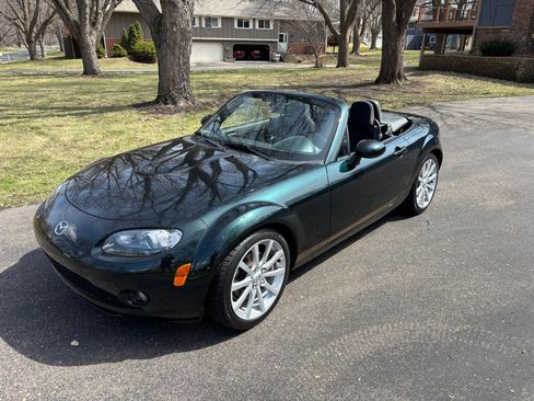 Used 2007 MAZDA MX-5 Miata Touring image 13