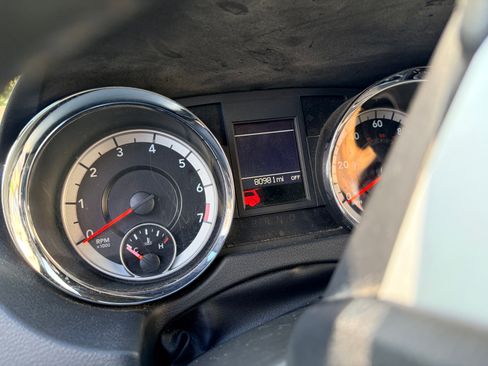 Used 2018 Dodge Grand Caravan GT image 8