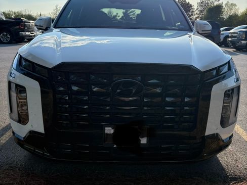 Used 2025 Hyundai Palisade Calligraphy AWD/4WD image 2