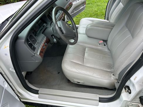Used 2004 Mercury Grand Marquis LS RWD image 22