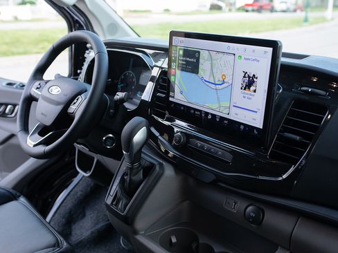 Used 2023 Ford Transit 150 Low Roof AWD image 18